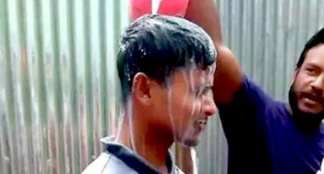 তালাক পেয়ে খুশিতে দুধ দিয়ে গোসল!