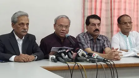 সরকারের ‘টপ টু বটম’ ঘুষ-দুর্নীতিতে ব্যস্ত : রিজভী