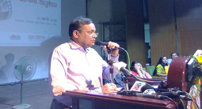 প্রিয়া সাহার বক্তব্য উগ্রবাদ প্রসূত : তথ্যমন্ত্রী
