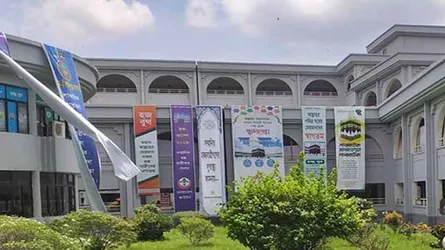 হজক্যাম্প থেকে দুই যাত্রীর ৯০ হাজার টাকা চুরি