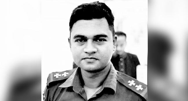 ১০ কোটি টাকা ক্ষতিপূরণ চেয়ে সার্জেন্ট কিবরিয়ার বাবার রিট