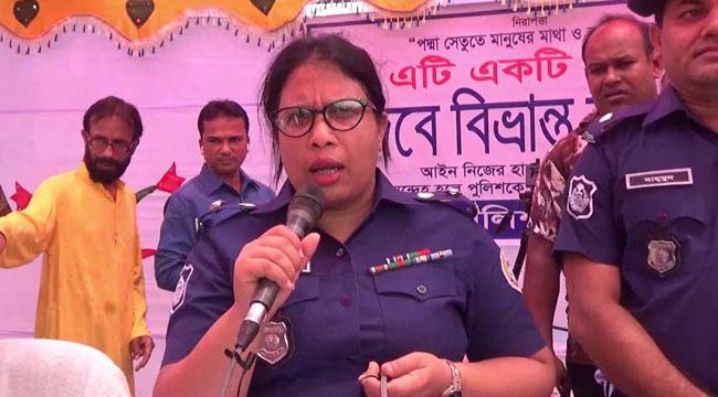 ছেলেধরা গুজব প্রতিরোধে ঝালকাঠিতে পুলিশের সচেতনতামূলক কর্মসূচি