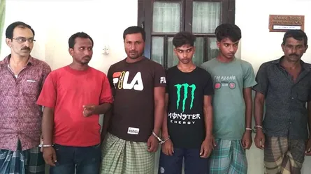 টাঙ্গাইলে ছেলে ধরা সন্দেহে গণপিটুনির ঘটনায় গ্রেফতার ৬