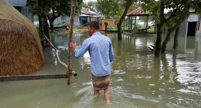বন্যা পরিস্থিতির আবারো অবনতি, মানুষের দুর্ভোগ চরমে