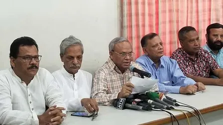 বেগম জিয়ার অসুস্থতা নিয়ে তামাশা করছে সরকার : রিজভী