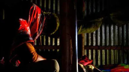 ‘আমি বেশ্যা,  আমার মেয়ের বাপের পরিচয় নাই’