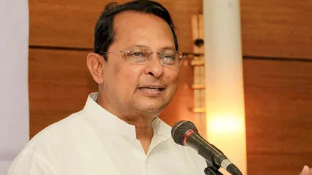 প্রশাসনের স্তরে স্তরে দুর্নীতির কারণে মানুষের কষ্ট বাড়ছে : ইনু
