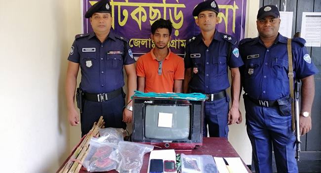 স্মার্টফোনের লোভে সাব্বিরকে খুন করে বন্ধু তনয় বড়ুয়া