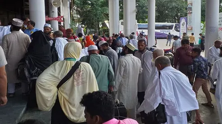 হজযাত্রীদের টাকা নিয়ে নয়-ছয় : দুই এজেন্সীর মালিককে হজক্যাম্পে আটক