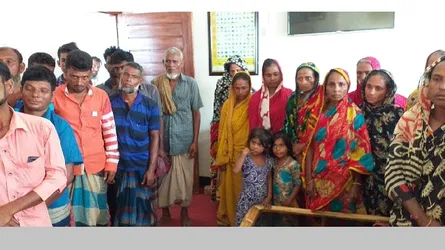 সুনামগঞ্জে ৩৩ মাদক ব্যবসায়ী পরিবারের আত্মসমর্পন