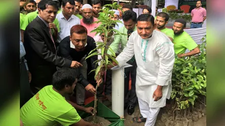 ফরিদপুরে ৫০ হাজার চারা গাছ রোপন করবে আজিজ পাইপস