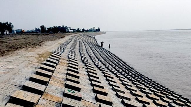 নদীর তীর সংরক্ষণ ব্যয়ে লাগাম নেই
