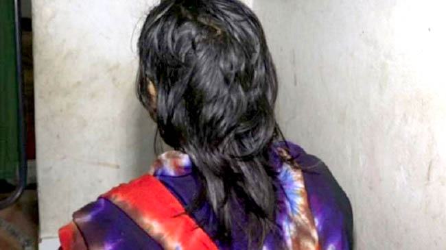 জামাই শ্বাশুড়ীর প্রেম, এক লাখ দশে আপোষ