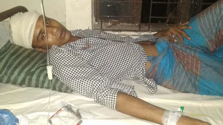 পাওনা টাকা চাওয়ায় মারধর, দোকান লুটের অভিযোগ