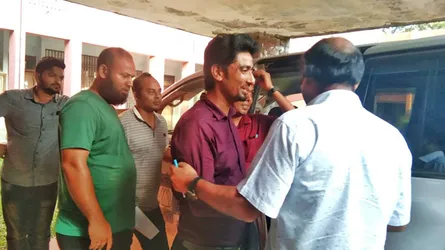 ১০ বছর পর জাবি ক্যাম্পাসে ছাত্রদল