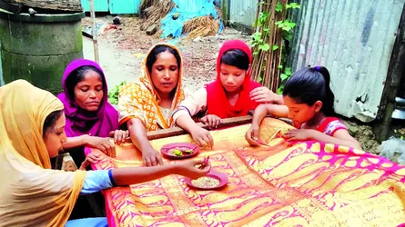 সুই-সুতার শিল্পীরা