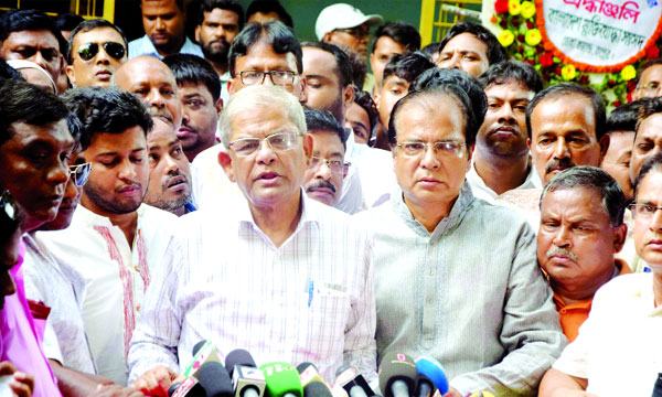 মুক্তিযোদ্ধা মোজাফফর রাজনীতি করতে গিয়ে গুম হয়েছিলেন : ফখরুল