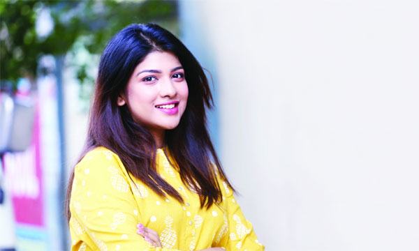 ‘ঝুমুর’ চরিত্রে আলোচনায়  সারিকা সাবাহ্