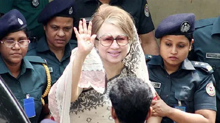 খালেদা জিয়ার জামিন আবেদন শুনানির জন্য গ্রহণ