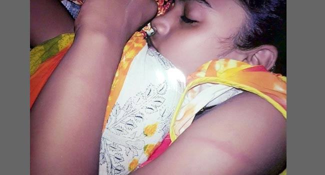 স্কুলছাত্রীকে বেত্রাঘাত ও নির্যাতনের অভিযোগ