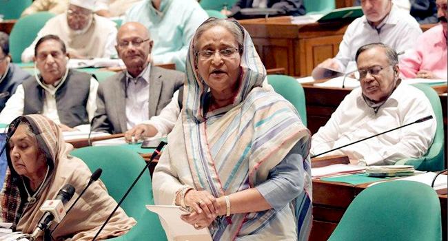 এরশাদকে ক্ষমতা দখলের সুযোগ দিয়েছিল খালেদা জিয়া : প্রধানমন্ত্রী