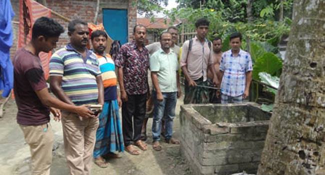 চৌগাছায় এডিসের লার্ভা ধ্বংস