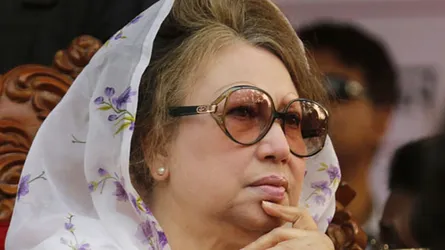 চ্যারিটেবল ট্রাস্ট মামলায় খালেদা জিয়ার জামিন আবেদন ফেরত নিলেন আইনজীবীরা