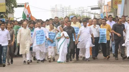পশ্চিমবঙ্গে এনআরসি হতে দেব না : মমতা