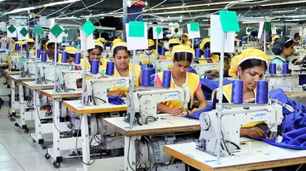 তৈরী পোশাকনির্ভর রফতানি খাত