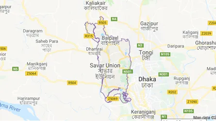 সাভারে বকেয়া বেতনের দাবিতে গার্মেন্টস শ্রমিকদের বিক্ষোভ