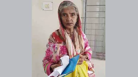 আবারো ভোটের প্রতিযোগিতায় আলোচিত শান্তির মা