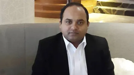 জুয়ার আসর থেকে বাচসাস সাধারণ সম্পাদক আটক