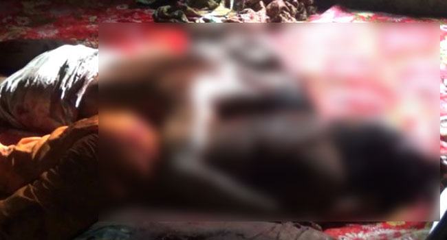 গাজীপুরে ঘরের মধ্যেই স্বামী-স্ত্রীকে কুপিয়ে হত্যা