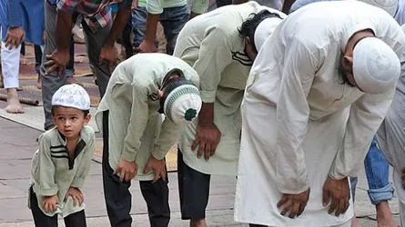 চরিত্র গঠনে ধর্মীয় অনুশাসন