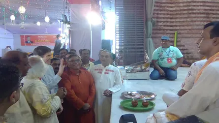 ধমীয় সম্প্র‌ীতি গণতন্ত্র চর্চায় ভূমিকা রা‌খে : মার্কিন রাষ্ট্রদূত