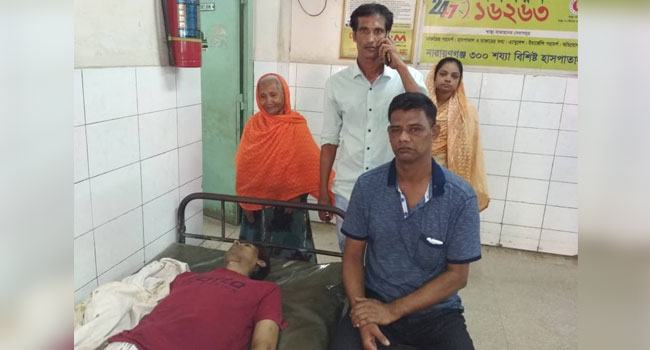 ফতুল্লায় ব্যবসায়ীকে পিটিয়ে হত্যা, আটক ১
