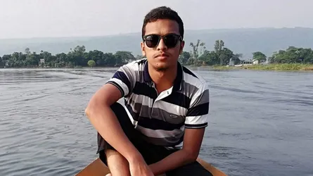 বাদ মাগরিব বুয়েট কেন্দ্রীয় মসজিদে আবরার ফাহাদের জানাজা