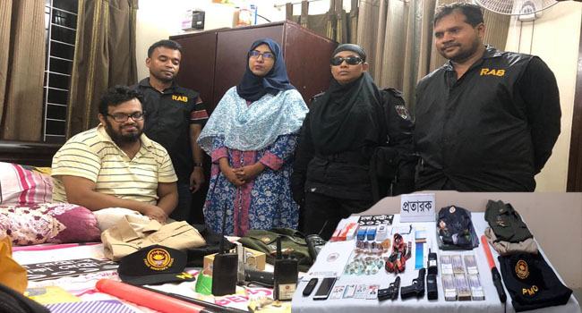 প্রধানমন্ত্রী কার্যালয়ের ডেপুটি ডাইরেক্টর পরিচয়ে প্রতারণা করতেন তিনি