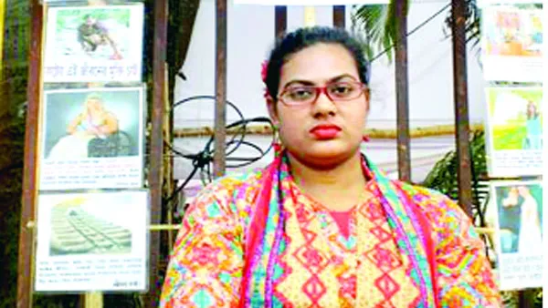 পরিবারের বোঝা মাথায় নিয়ে চাঁদের কণা নিজেই চলেন হুইল চেয়ারে  প্রধানমন্ত্রীর কাছে সম্মানজনক চাকরির দাবি