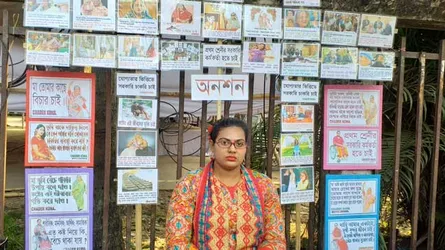 পরিবারের বোঝা মাথায় নিয়ে চাঁদের কণা নিজেই চলেন হুইল চেয়ারে