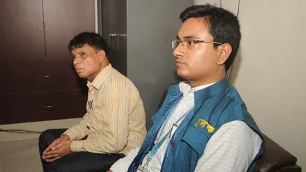 বগুড়ায় ঘুষের টাকাসহ ভূমি কর্মকর্তা আটক