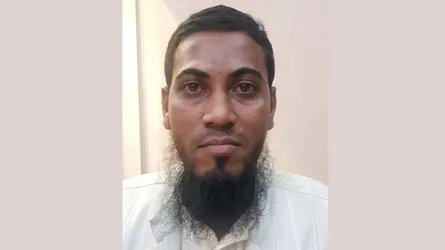 ভোলার ঘটনায় ফেসবুকে স্ট্যাটাস, যুবক আটক
