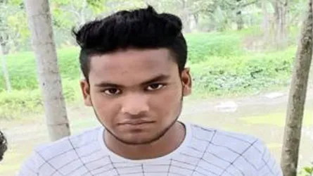 পুঠিয়ায় কিশোর গ্যাংয়ের প্রধান বৃত্ত আটক