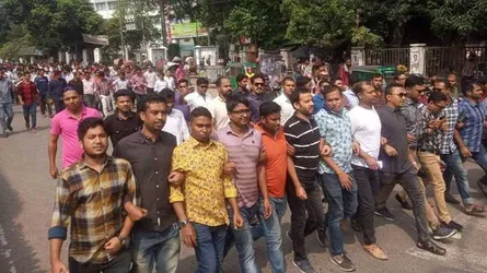 মুক্তিযুদ্ধ মঞ্চের হামলার পর ২য় দিনও মধুর ক্যান্টিনে ছাত্রদল