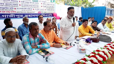 বেগম জিয়া ত্যাগেই  মহিয়ান হয়েছেন : হাসান সরকার