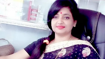 মৃত্যুর আগমুহূর্তে ফেসবুক লাইভে নারী সাংবাদিক