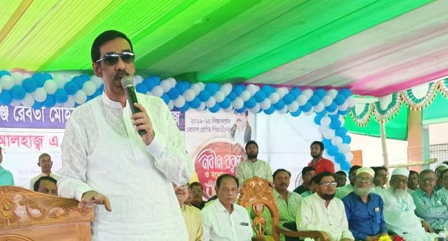 দেশে কিছু ঘটানোর চেষ্টা হচ্ছে : শামীম ওসমান