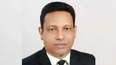 যুবলীগ নেতাদের ক্রসফায়ার চেয়ে ফেসবুকে স্ট্যাটাস, আইনজীবী বরখাস্ত