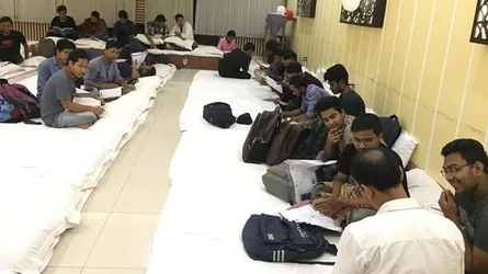 ভর্তি পরীক্ষার্থীদের ফ্রি থাকা-খাওয়ার সেবা দিচ্ছে হোটেল টাইগার গার্ডেন