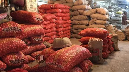 পেঁয়াজের দাম কবে কমবে?